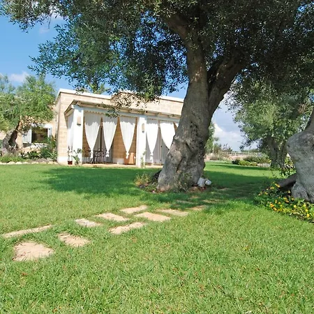 Casa Vacanze La Corte 3* Torre Vado