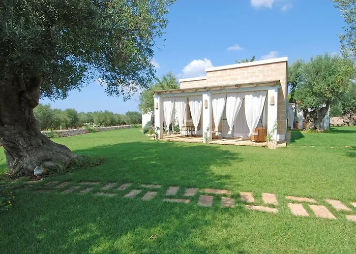 Casa Vacanze La Corte 3* 托雷瓦多