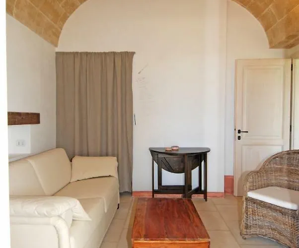 Casa Vacanze La Corte 3*
