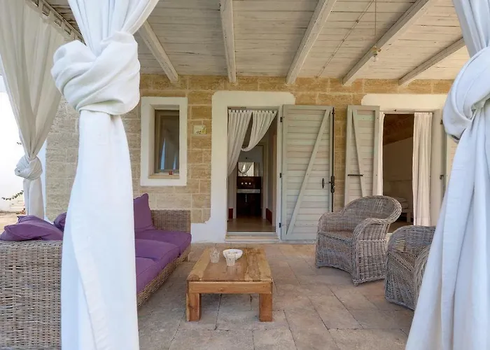 Casa Vacanze La Corte 3*